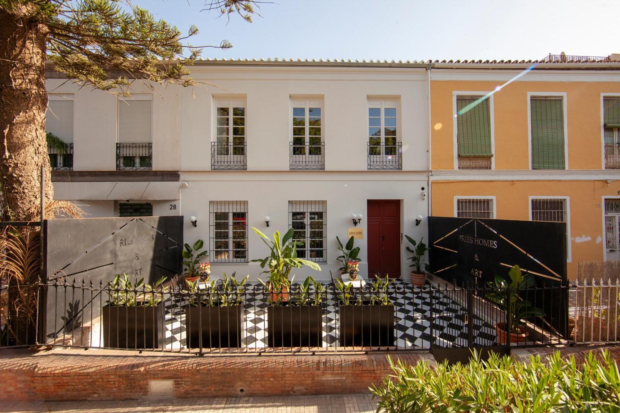 Pries Homes - Little Lotus Malaga Exterior photo
